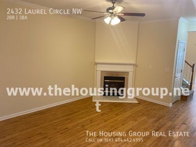Building Photo - Atlanta Townhome Ready Now!!