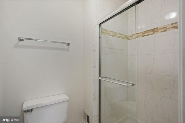 Foto del edificio - 2902 Village Spring Ln