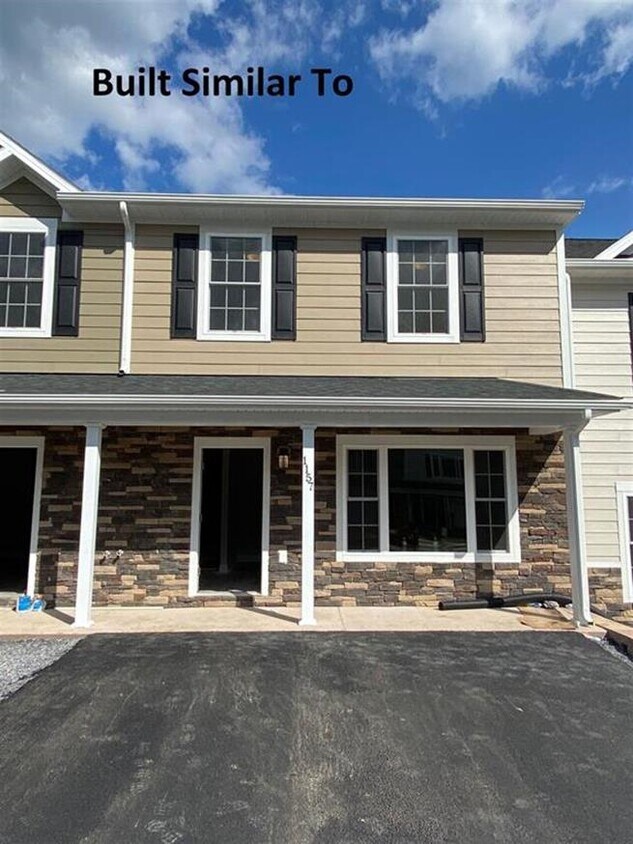 Primary Photo - 1073 Bluemoon Dr