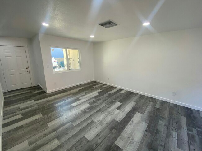 Building Photo - 1475 14th Street, Unit 1477