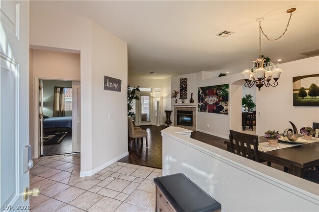 Building Photo - 7440 Dry Corral Ln