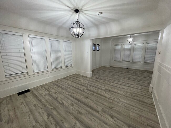 Foto del edificio - 3154 N 16th St