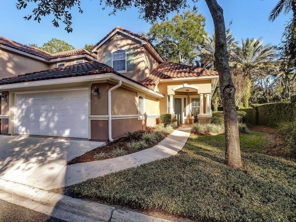Foto principal - 3 br, 3.5 bath House - 95024 Barclay Place 6C