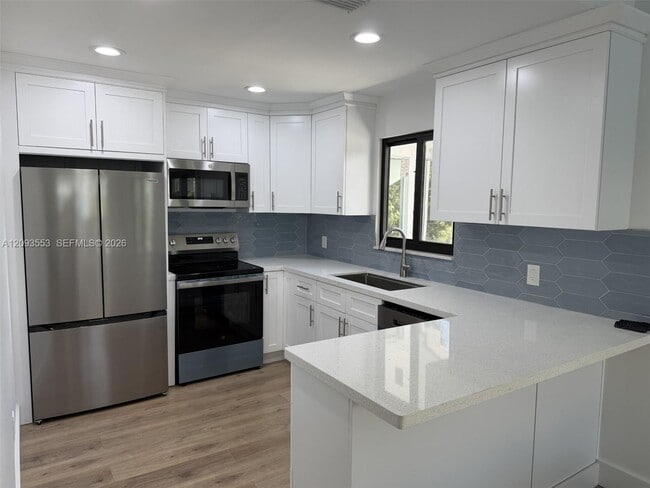 Building Photo - 39 Gumbo Limbo Ave