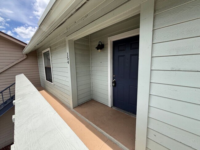 Building Photo - Waterfront Green Cove Springs 2BR with In-Unit Laundry, Central AC, and Pool!