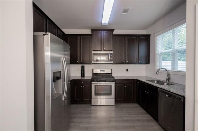 Foto del edificio - 4727 Beacon Ridge Ln