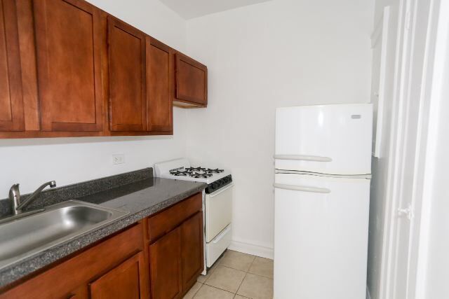 Foto del edificio - 4834 N Damen Ave