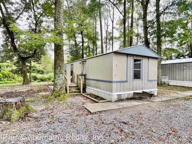 Building Photo - 2 br, 2 bath House - 5015 - 1 Middle Road