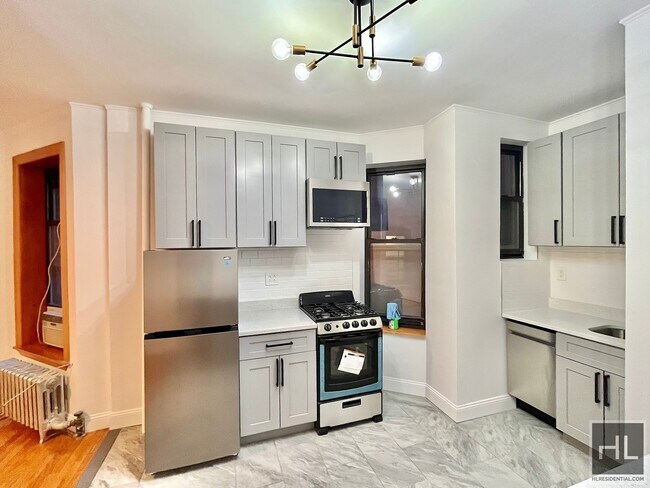 Building Photo - 314 EAST 11 STREET
