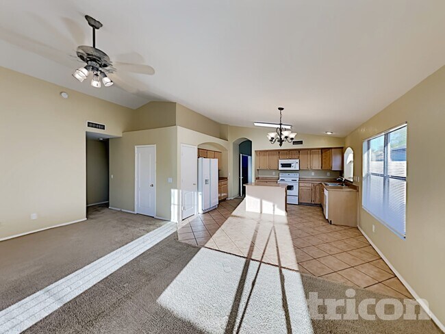 Foto del edificio - 3021 S Woodruff