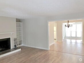Building Photo - 606 Park Ridge Cir