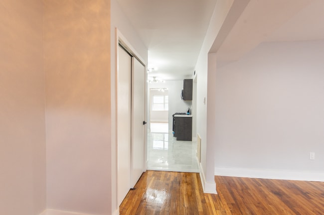 Foto del edificio - 1903 Country Ln