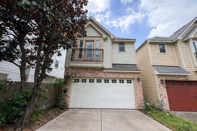 Building Photo - 1007 Kern St