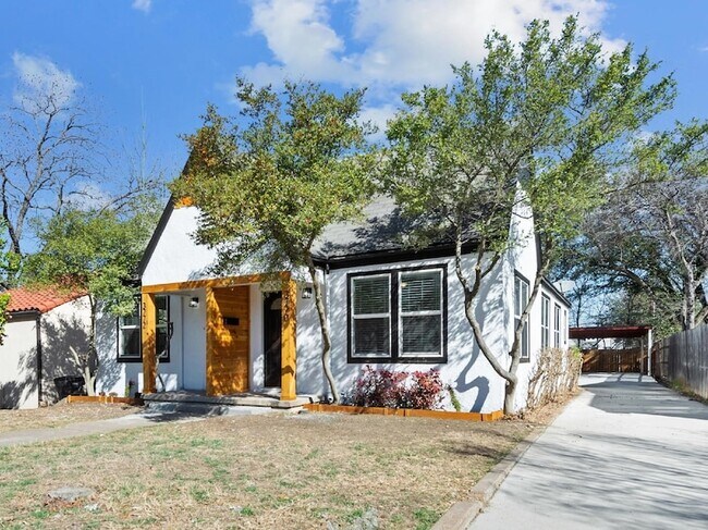 Foto del edificio - 3772 W 6th St