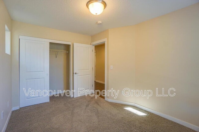 Foto del edificio - 5008 NE 28th Ave