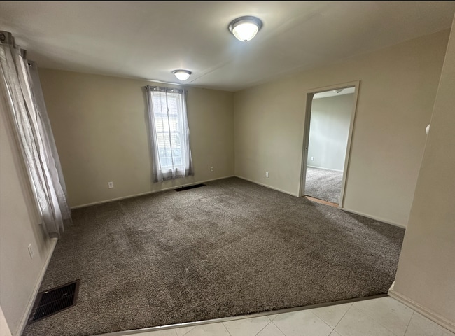 Building Photo - 51 Ossian St