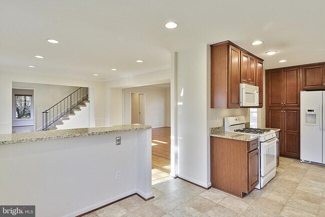 Foto del edificio - 10121 Donegal Ct