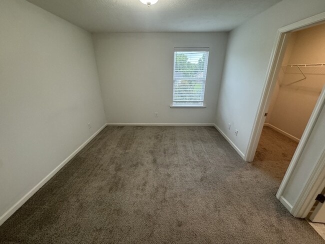 Building Photo - 3706 Selina Dr