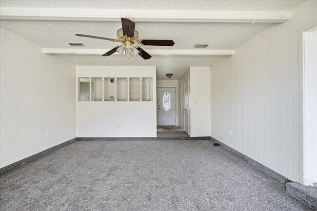 Foto del edificio - 608 N Colton Ave