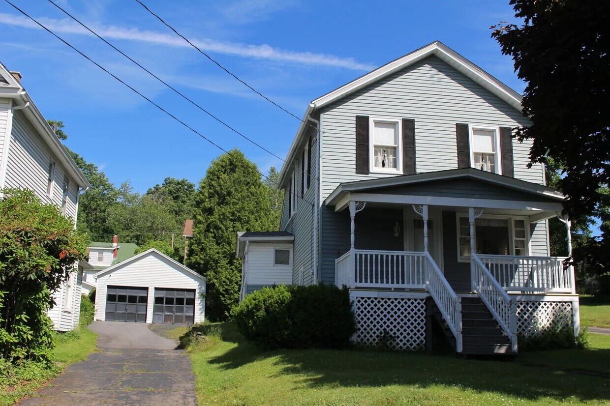 506 Harwood Ave, Clarks Summit, PA 18411 House Rental in Clarks