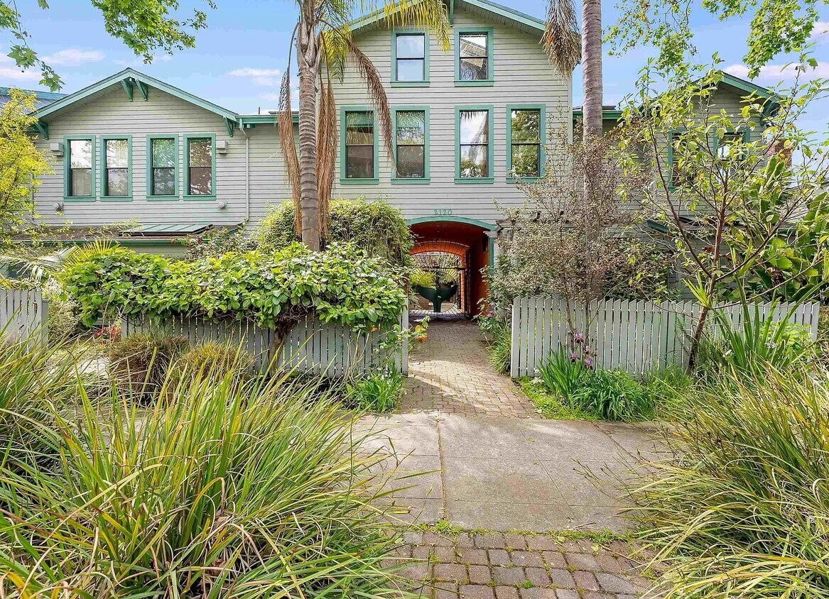 Foto principal - 2120 6th St