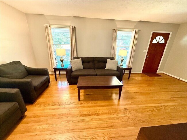 Foto del edificio - 6725 Ridge Moore Dr NW
