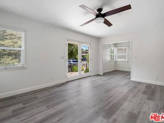 Foto del edificio - 908 Venezia Ave