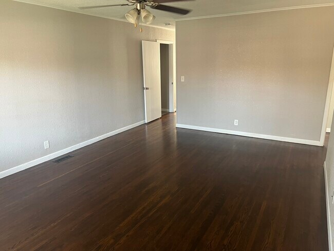 Foto del edificio - 3839 S Cincinnati Ave