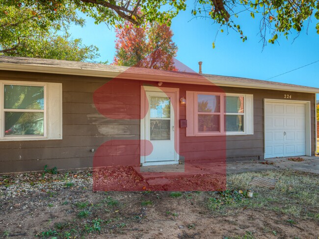 Foto del edificio - 224 W 5th St