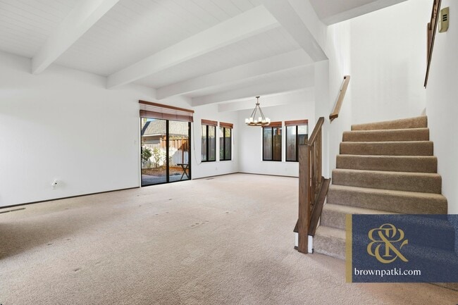 Building Photo - 247 O' Connor St