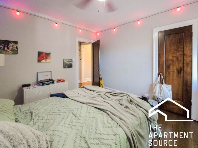 Foto del edificio - 5075 N Wolcott Ave