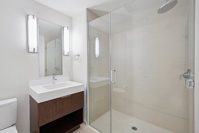 Building Photo - 10 Innes Ct