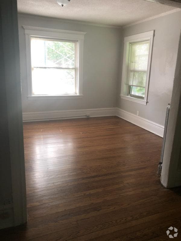 Warren Prentis Historic District Apartments for Rent with Utilities