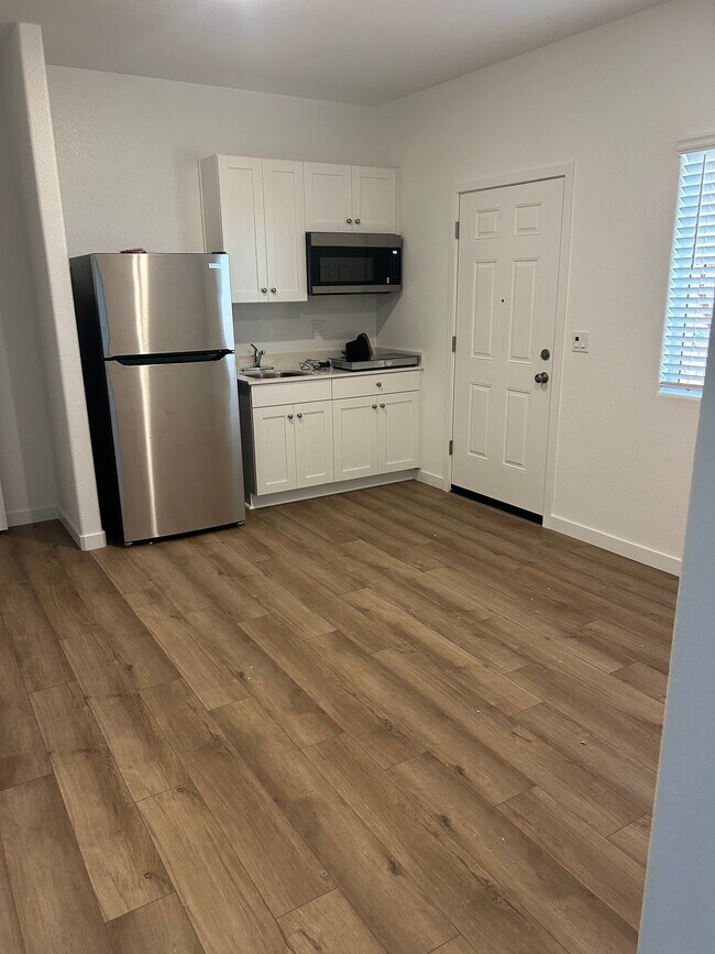Building Photo - 12659 Ironbow Wy