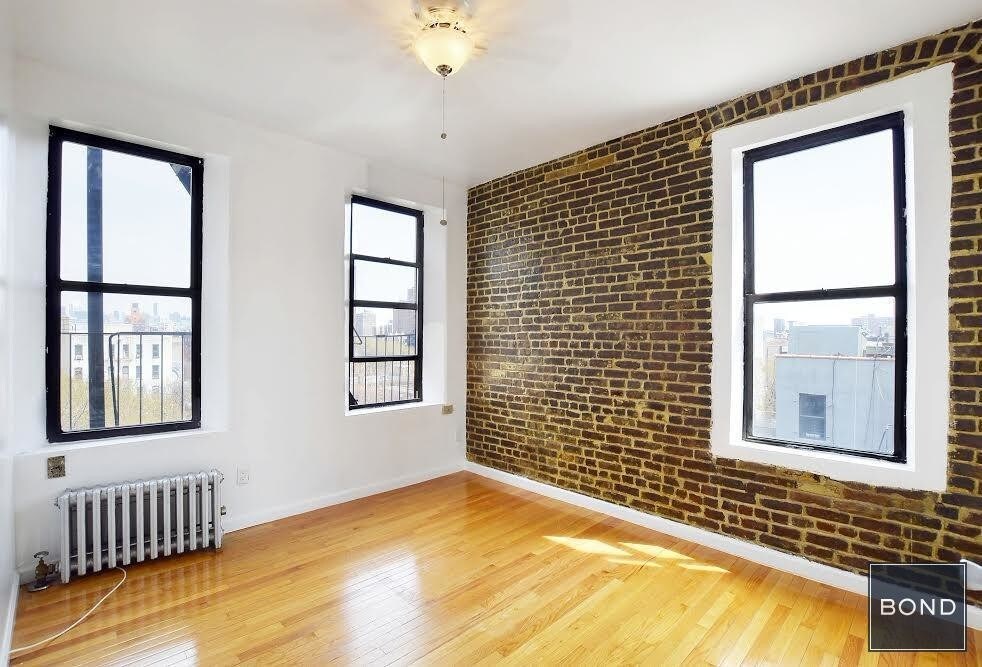Primary Photo - 42 Rivington St