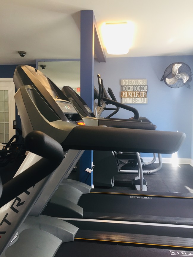 24 Hour Fitness Center - Foxcroft