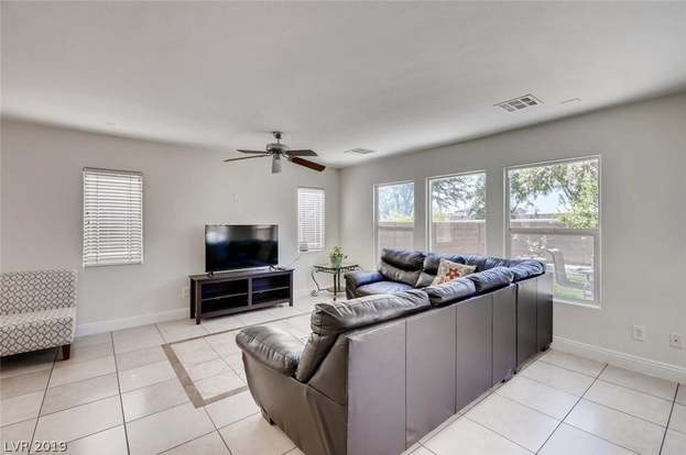 Foto del edificio - 21 Pine Blossom Ave