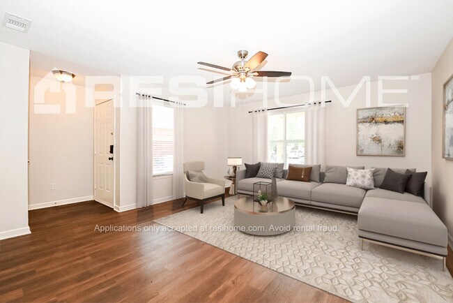 Foto del edificio - 9740 Stonewood Dr
