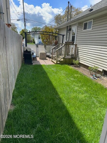 Foto del edificio - 53 Ideal Ave