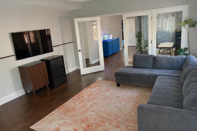 Building Photo - 1700 Cleveland Ave