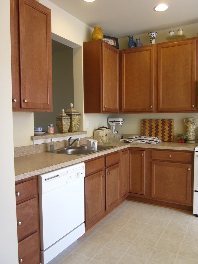 Foto del edificio - 2458 North Berkshire Road - BL18