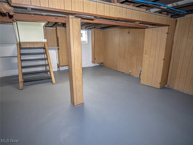 Foto del edificio - 3219 W 86th St