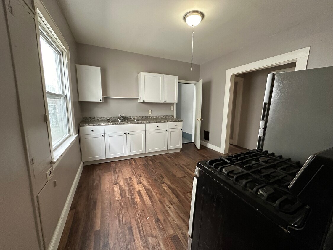 41012 Burdick Ave Unit 412, Syracuse, NY 13208 Apartments in