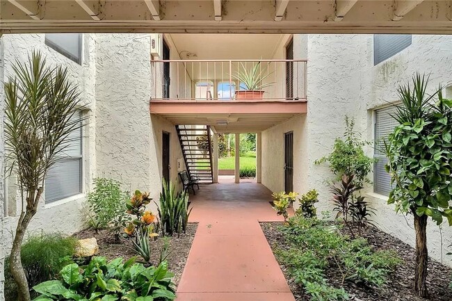 Building Photo - Charming and spacious 1BR Condo in the hea...