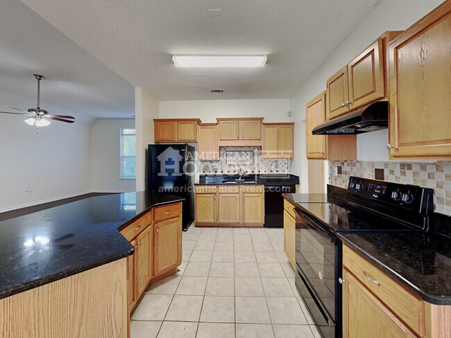 Foto del edificio - 6778 Whitten View Lane