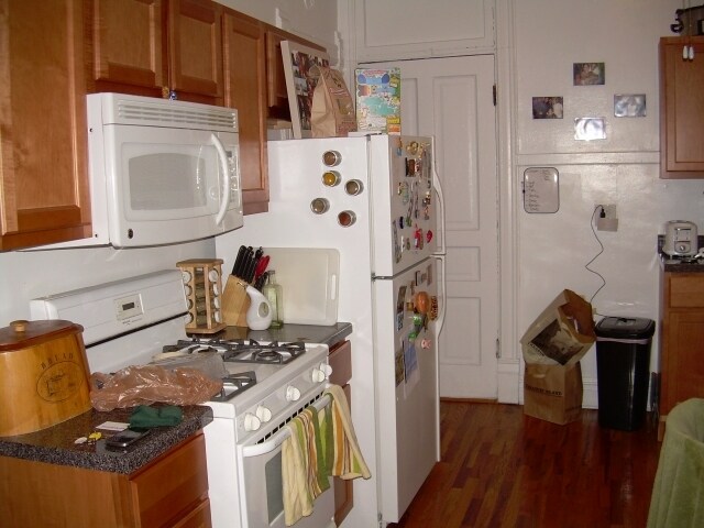 Foto del edificio - 1075 N Hermitage Ave