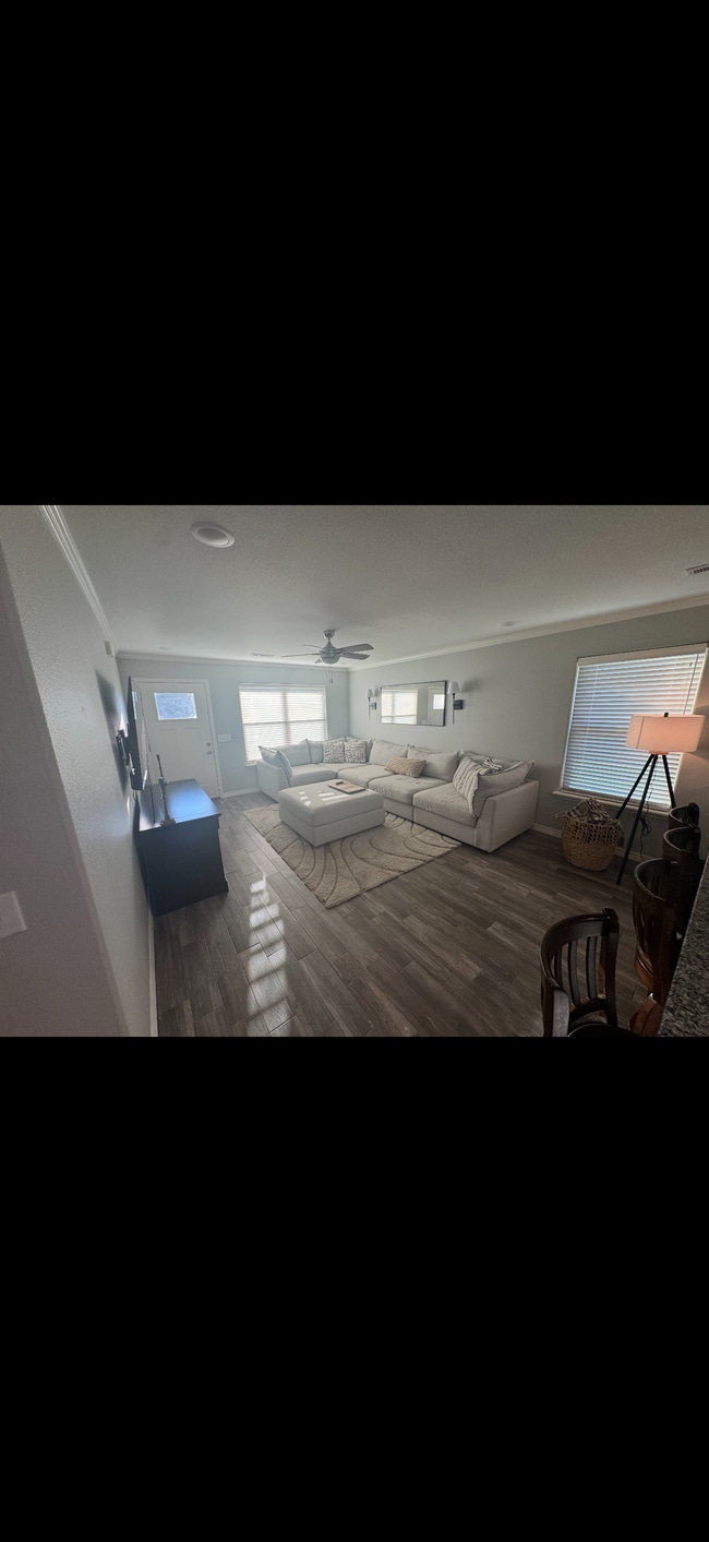 Building Photo - 235 Turnberry Ct