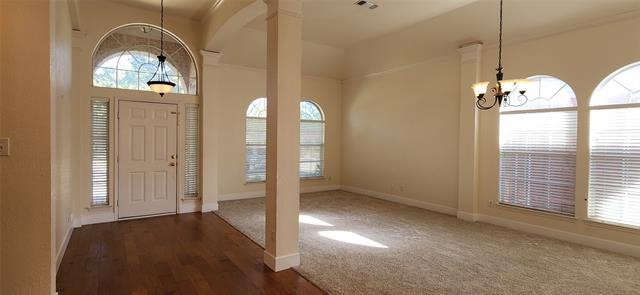 Building Photo - 1304 Hillcrest Dr