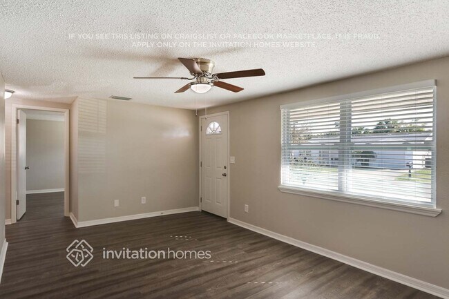 Foto del edificio - 3423 Garfield Dr