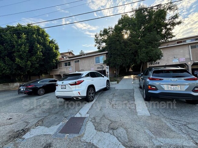 Building Photo - 10212 Tujunga Canyon Blvd